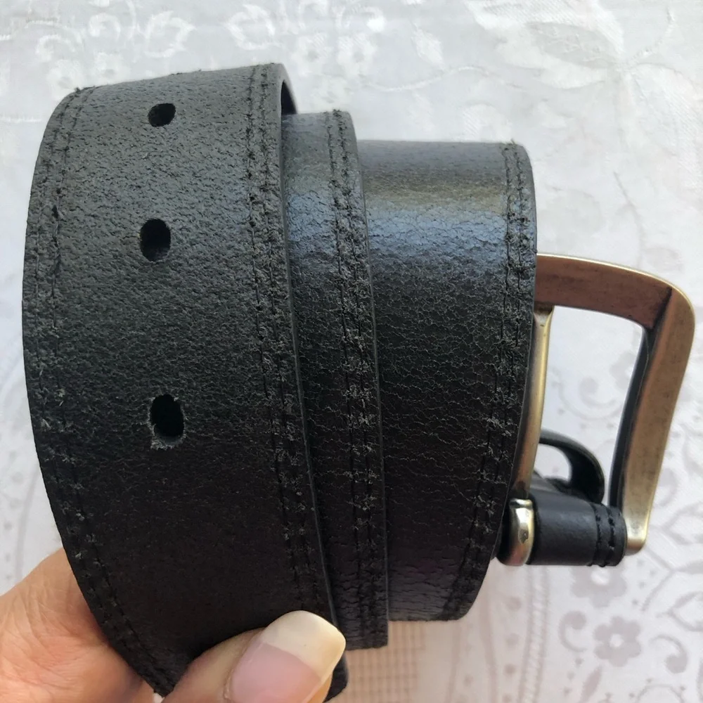 Columbia Sports Company Men's Size 34 Black Genuine Leather Golf Dress Belt